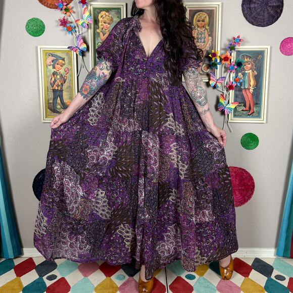 Vintage 1970s Purple Short Sleeve Tiered Gauzy Cotton Midi Dress - Picture 5 of 8